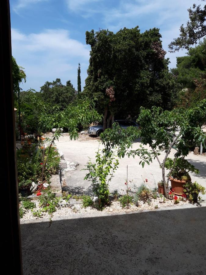 Apartments By The Sea Cove Blaca, Mljet - 4899 Saplunara Exterior photo